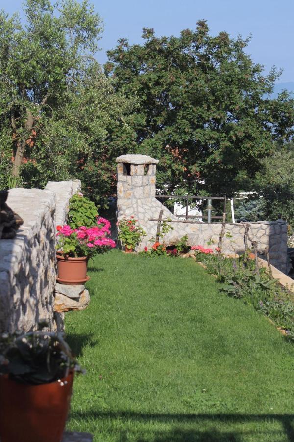 Apartments And Rooms With Parking Space Njivice, Krk - 5458 Luaran gambar