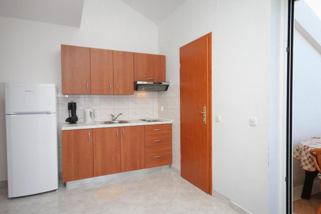 Apartments And Rooms With Parking Space Njivice, Krk - 5458 Luaran gambar