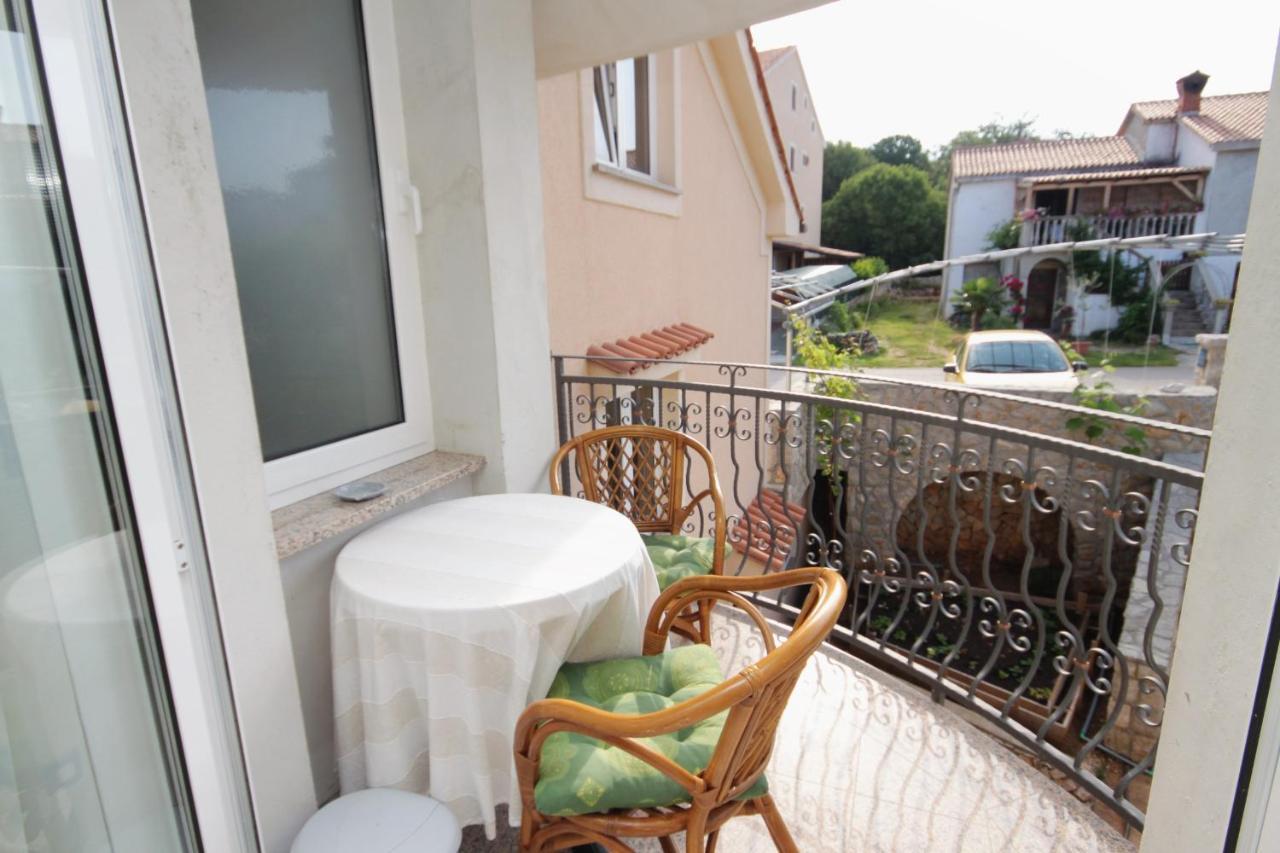 Apartments And Rooms With Parking Space Njivice, Krk - 5458 Luaran gambar