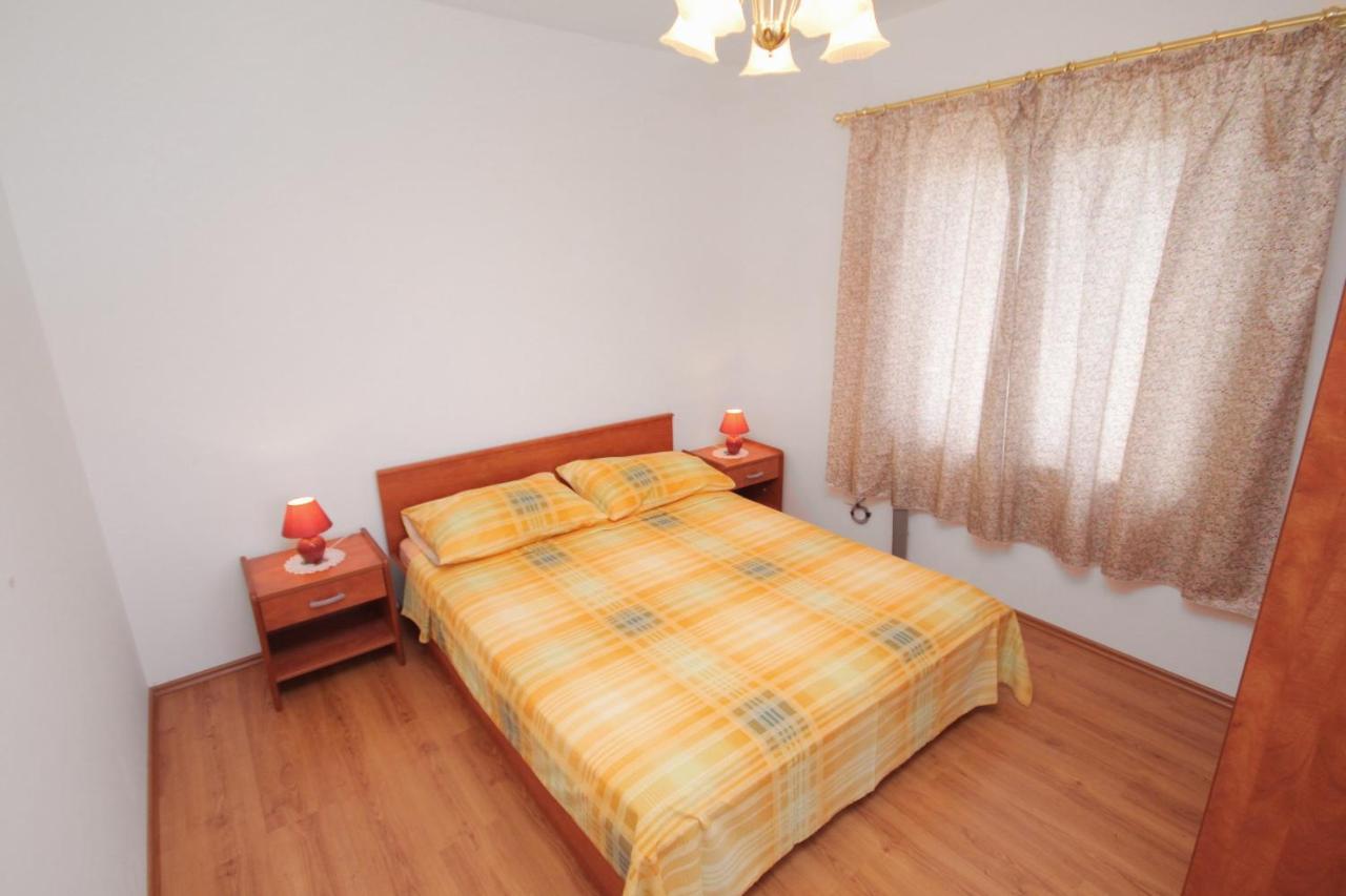 Apartments And Rooms With Parking Space Njivice, Krk - 5458 Luaran gambar