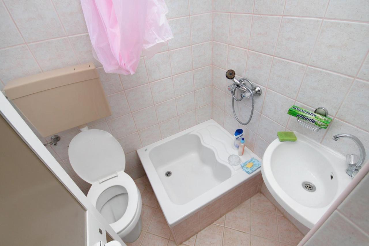 Apartments And Rooms With Parking Space Njivice, Krk - 5458 Luaran gambar