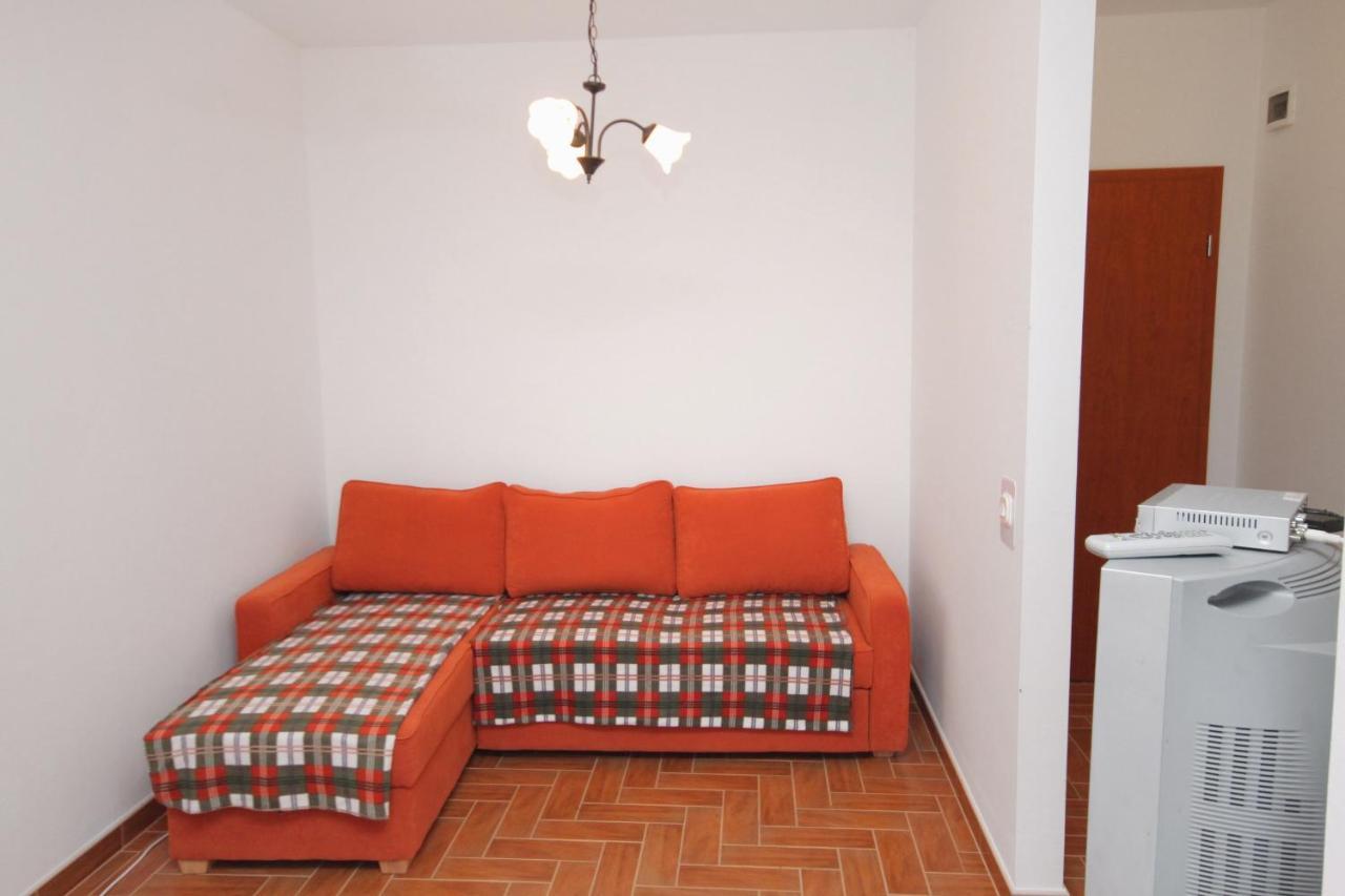 Apartments And Rooms With Parking Space Njivice, Krk - 5458 Luaran gambar