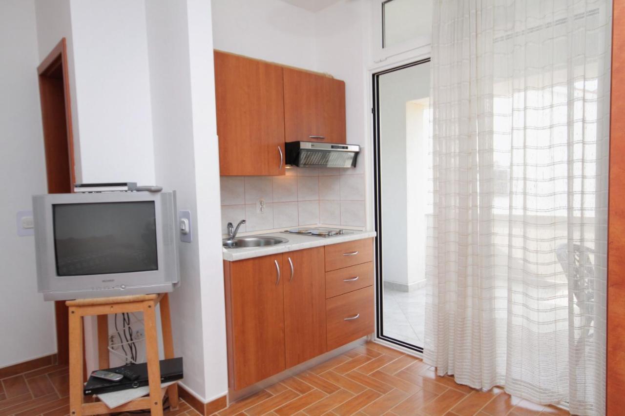 Apartments And Rooms With Parking Space Njivice, Krk - 5458 Luaran gambar